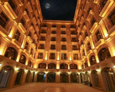 Van-Royal Palas-3.jpg
